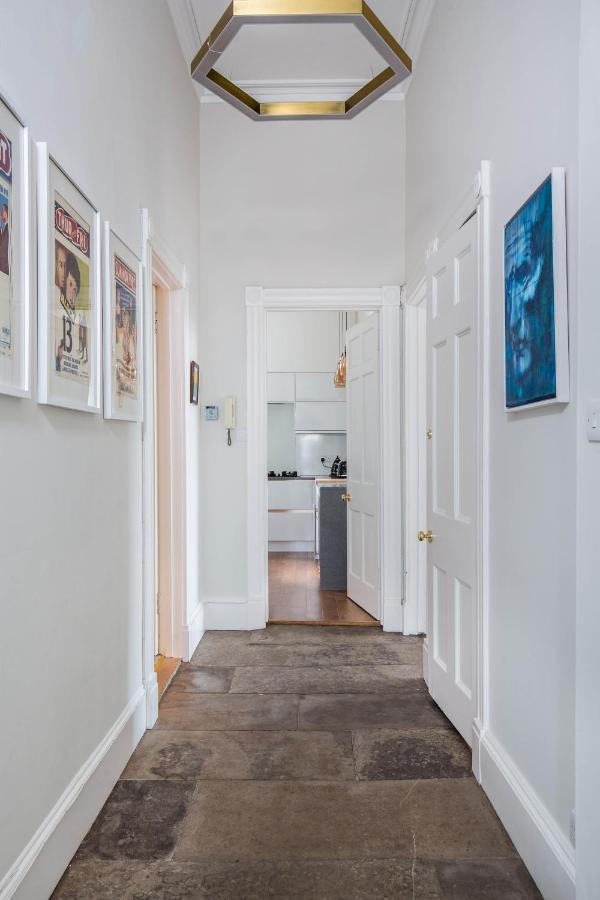 Magnificent Georgian 3-Bedroom Apartment In New Town エディンバラ エクステリア 写真