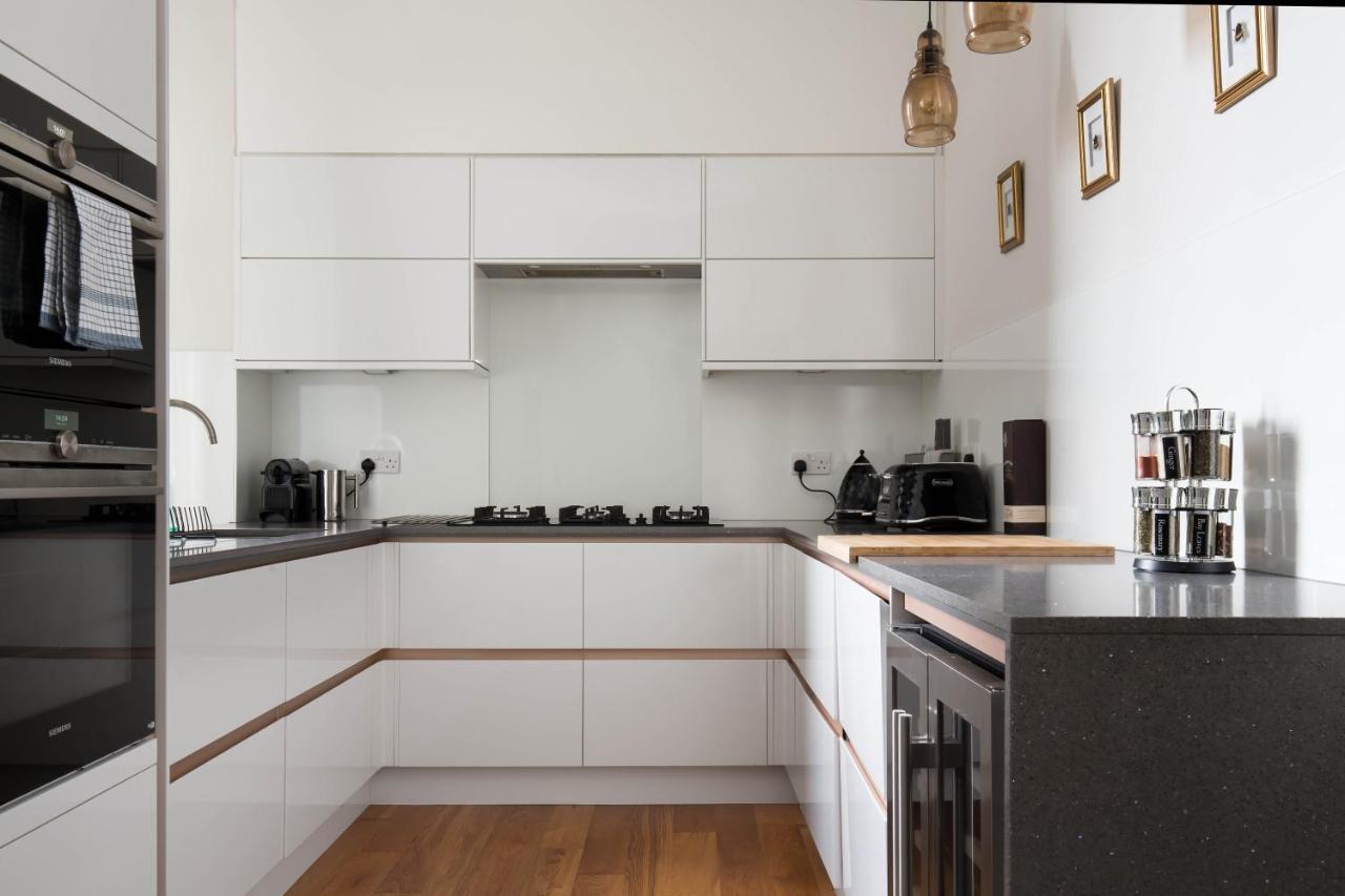Magnificent Georgian 3-Bedroom Apartment In New Town エディンバラ エクステリア 写真